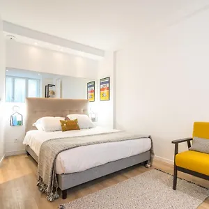 Apartment Happy - Eiffel Studio 2