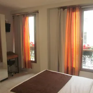 Lecluse Отель